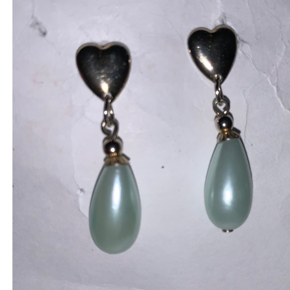 Gold Tone Heart Mint Green Faux Pearl Teardrop Drop Dangle Earring Vintage Style